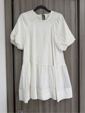 Club Monaco White Textured Puff Sleeve Dress